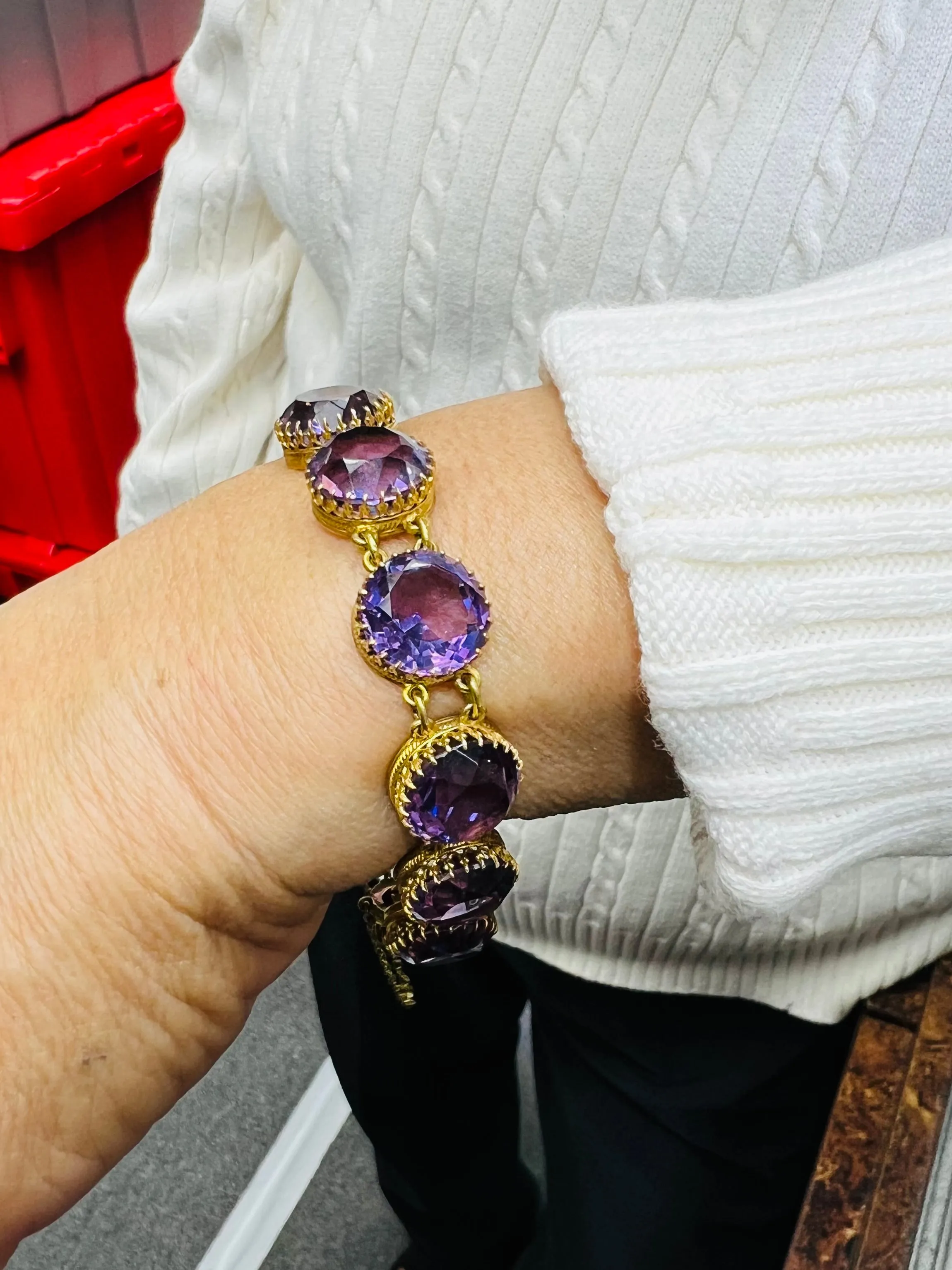1890s Victorian Round Amethyst Gold Line Bracelet