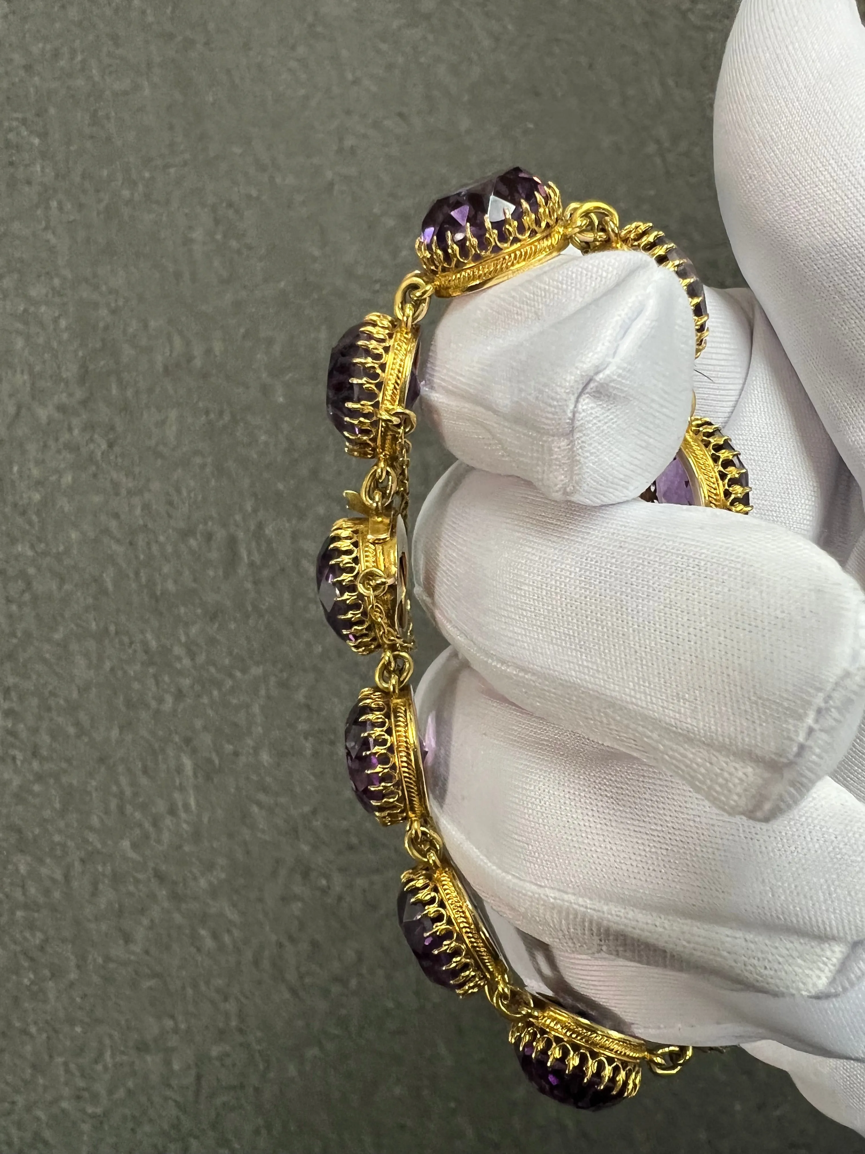 1890s Victorian Round Amethyst Gold Line Bracelet