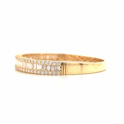 18K Emerald and Round Diamond Bangle Bracelet Yellow Gold