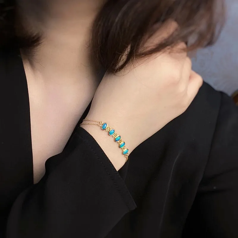 18K Gold Oval Cut 0.35ct Natural Opal Bolo Bracelet