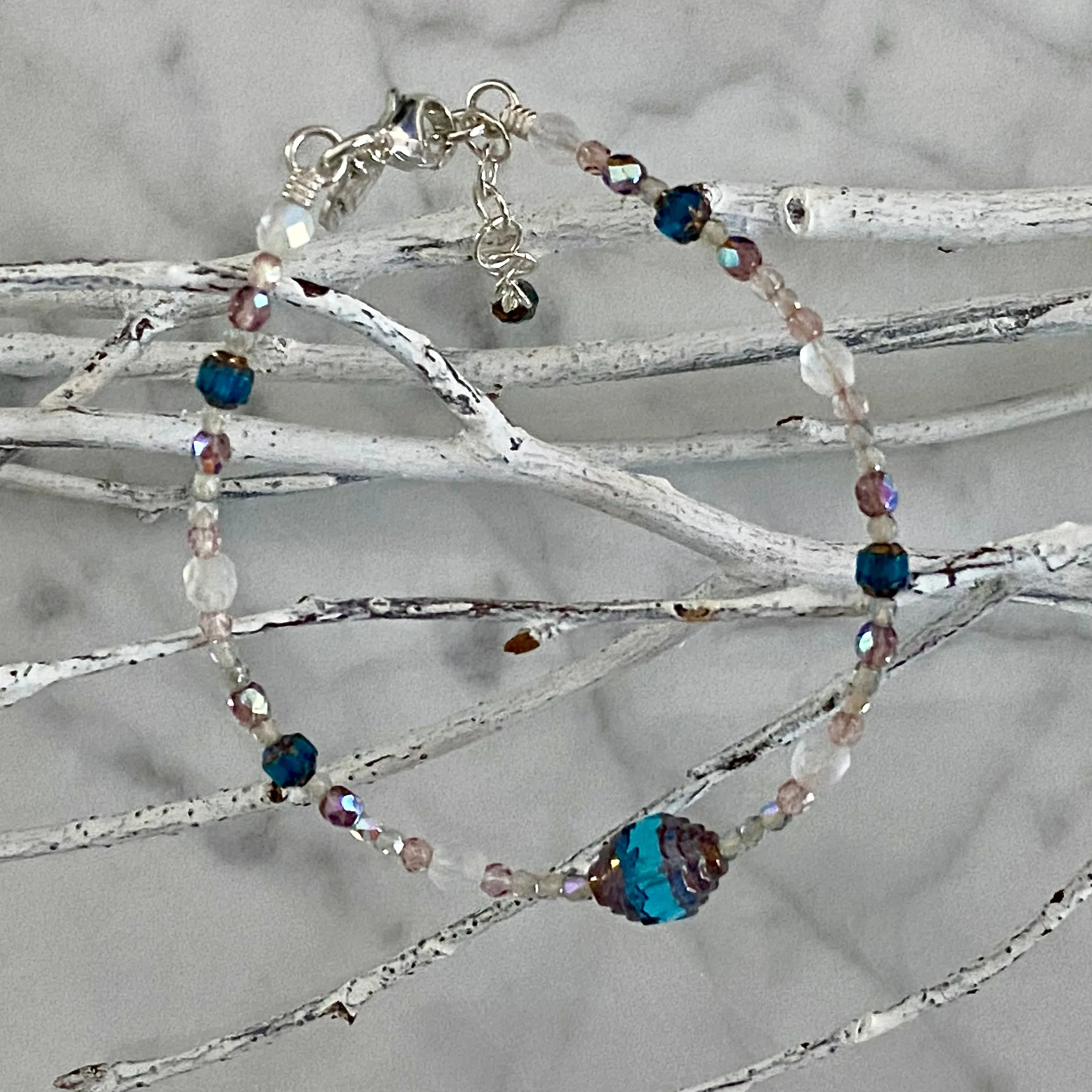 Adjustable "Iris Drops" Brilliant Lights Glass Collection Strung Bracelet by Arpaia in Sterling Silver with Czech Glass