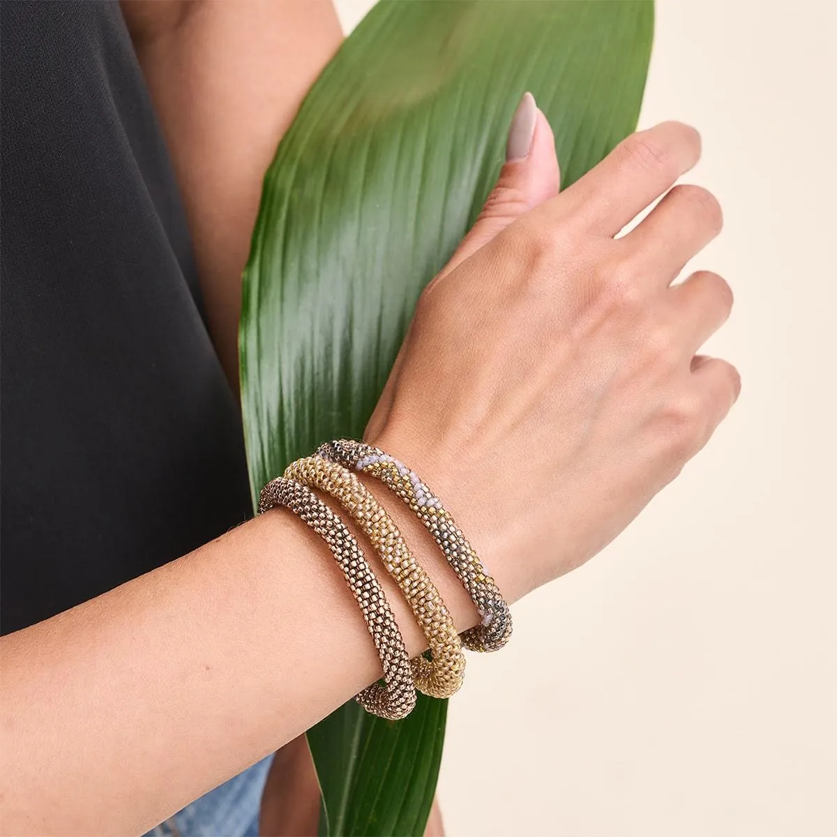Coyote Cove | Himalayan Glass Bead Bracelet