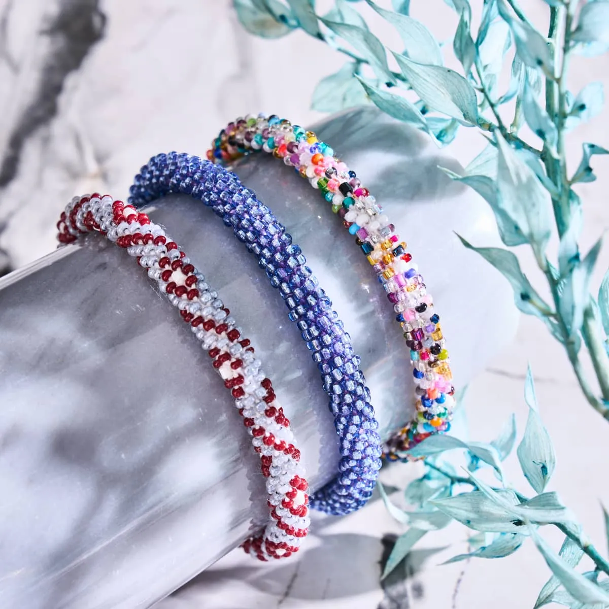 Crimson Appalachia | Himalayan Glass Bead Bracelet