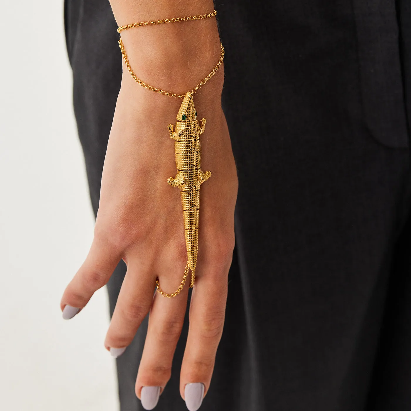 CROCO HAND BRACELET