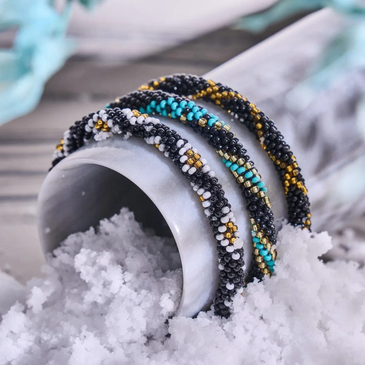 Daisies At Midnight | Himalayan Glass Bead Bracelet