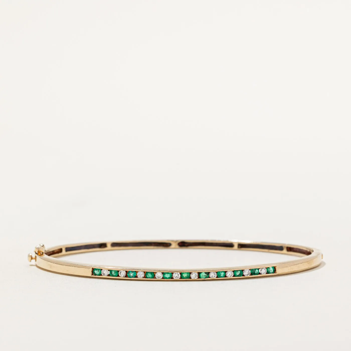 Emerald & Diamond Bracelet | 0.22ctw, 0.18ctw | 7" |