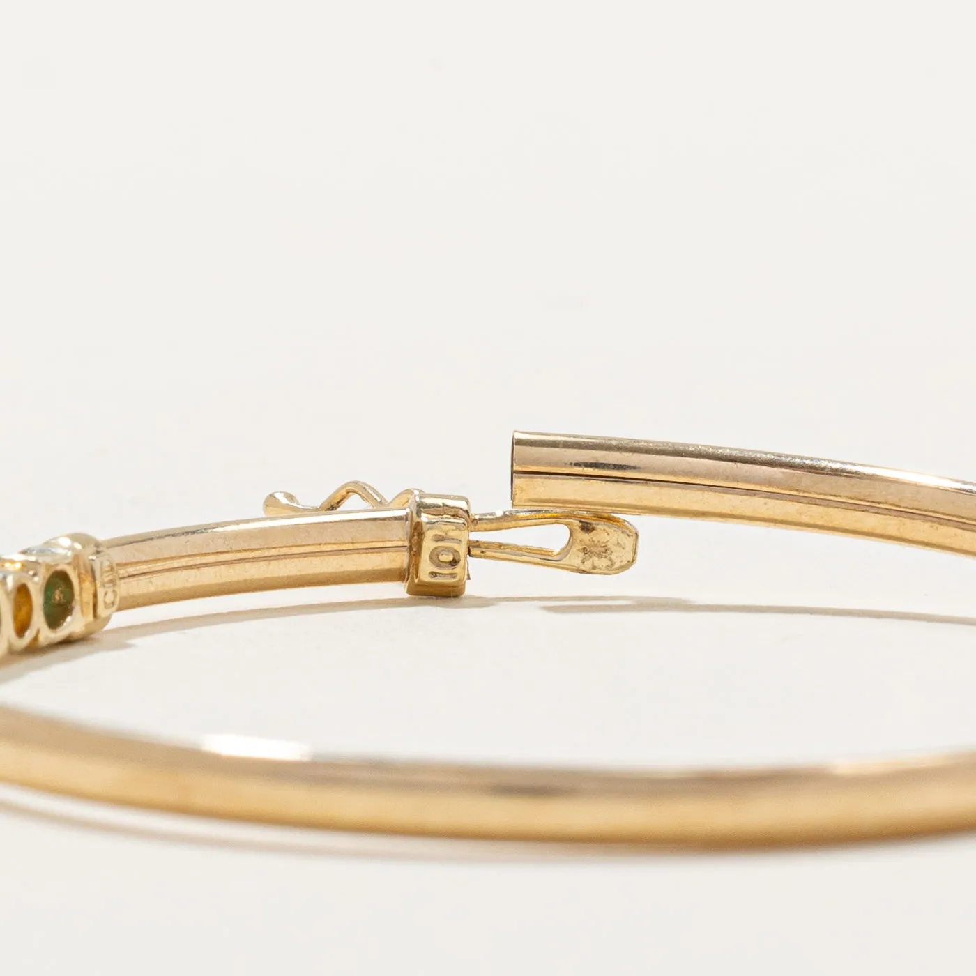 Emerald & Diamond Bracelet | 0.60ctw, 0.02ctw | 7" |