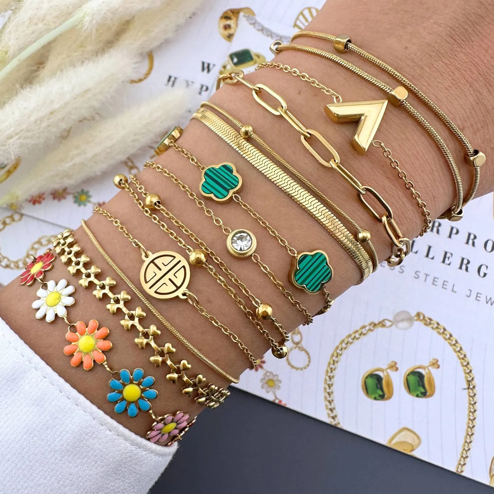 Emerald Clover Station Bracelet – 18K Gold