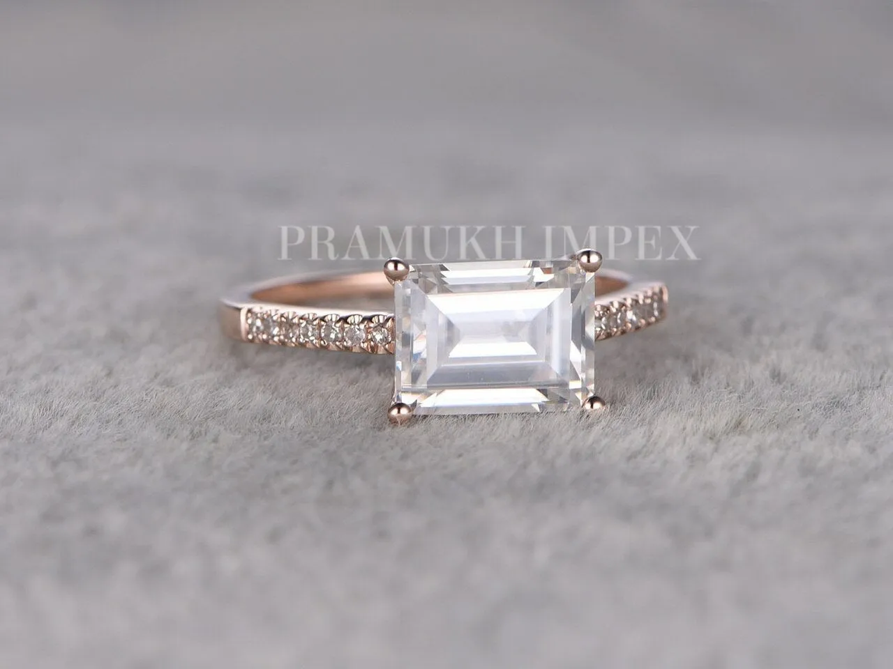 Emerald Moissanite Engagement Ring Rose Gold Solitaire cluster Wedding Ring for women diamond celtic Anniversary Gift For Her
