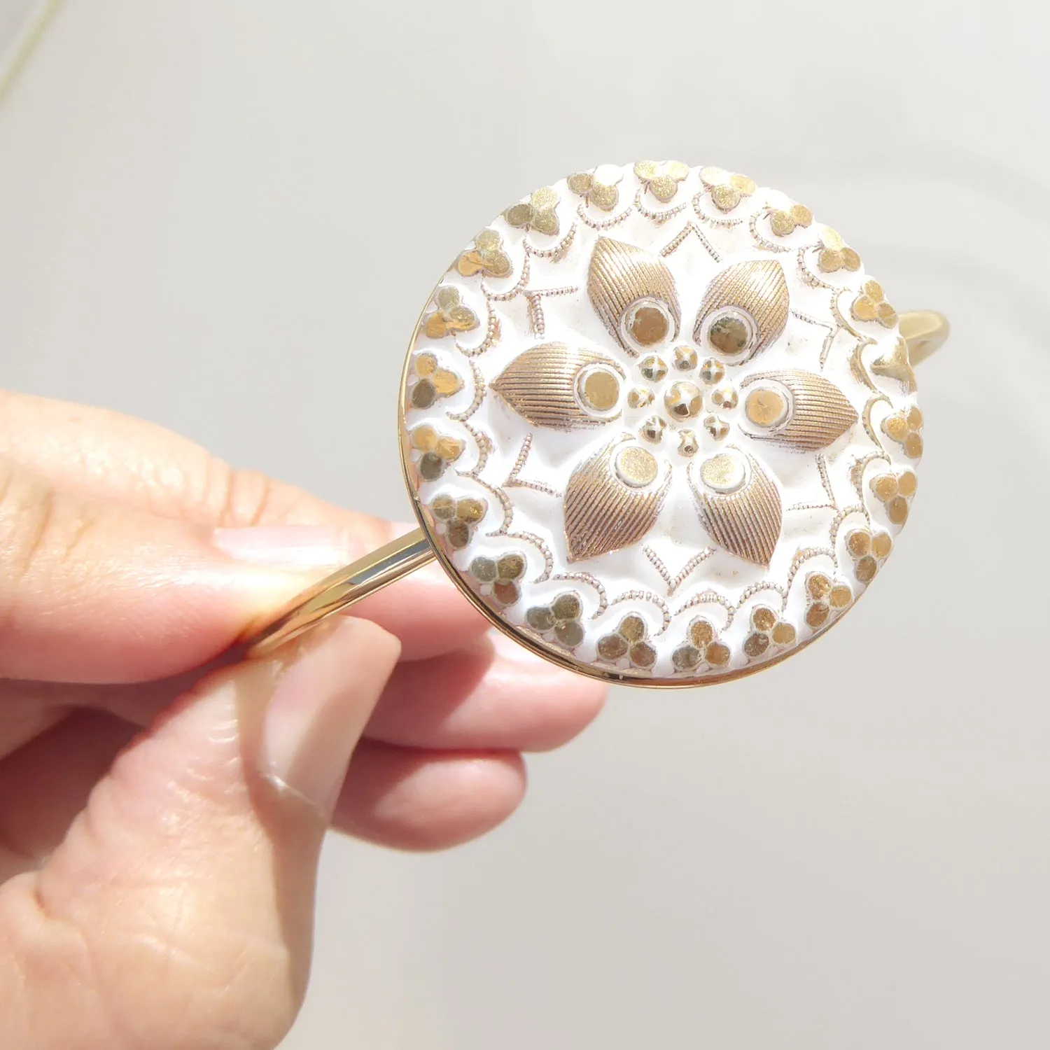 Fiore glass bangle