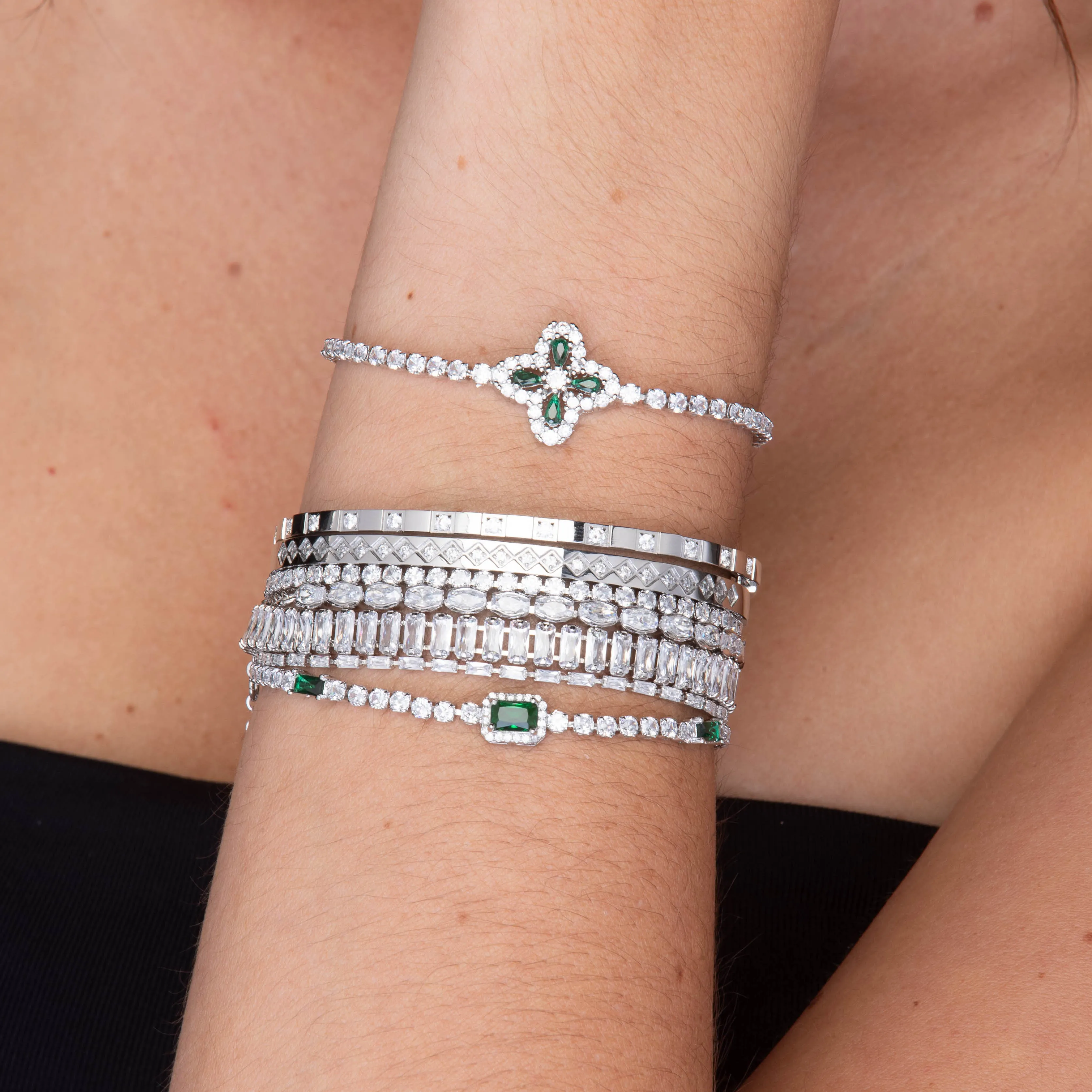 Florence Sapphire Hinged Bangle Bracelet