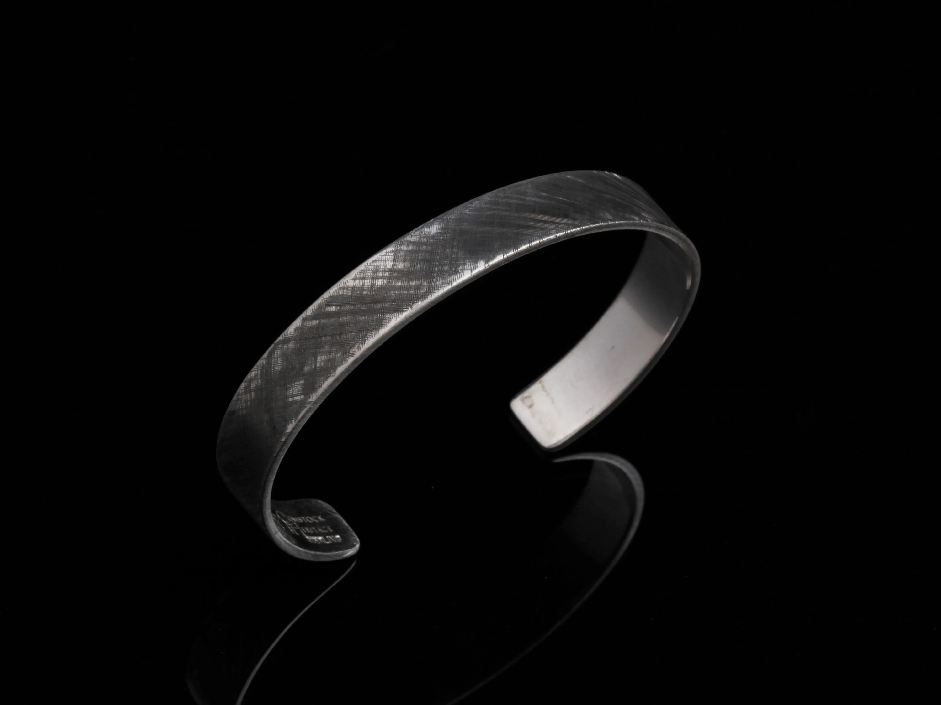 Florentine Cuff, Two Sizes