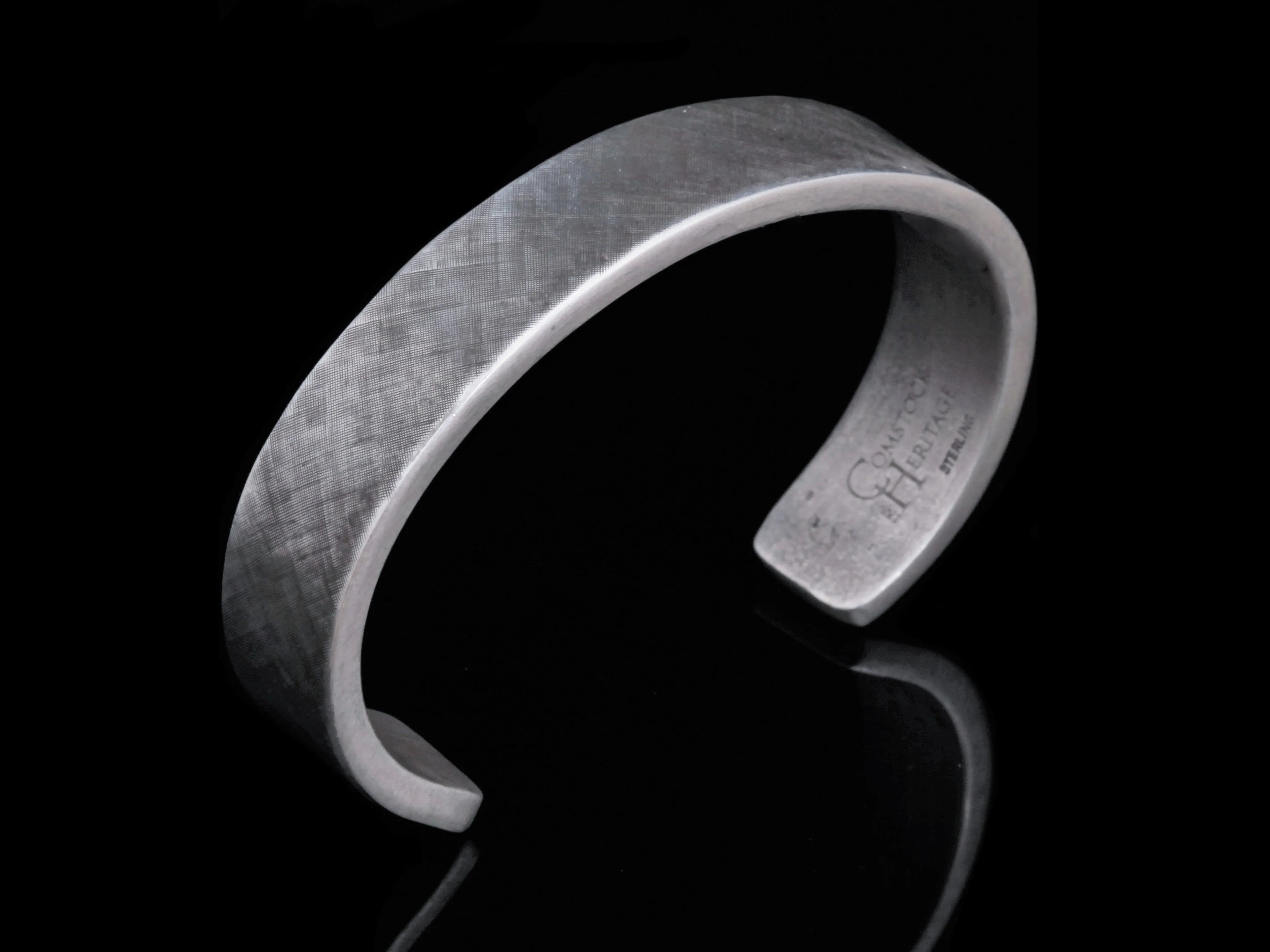 Florentine Cuff, Two Sizes