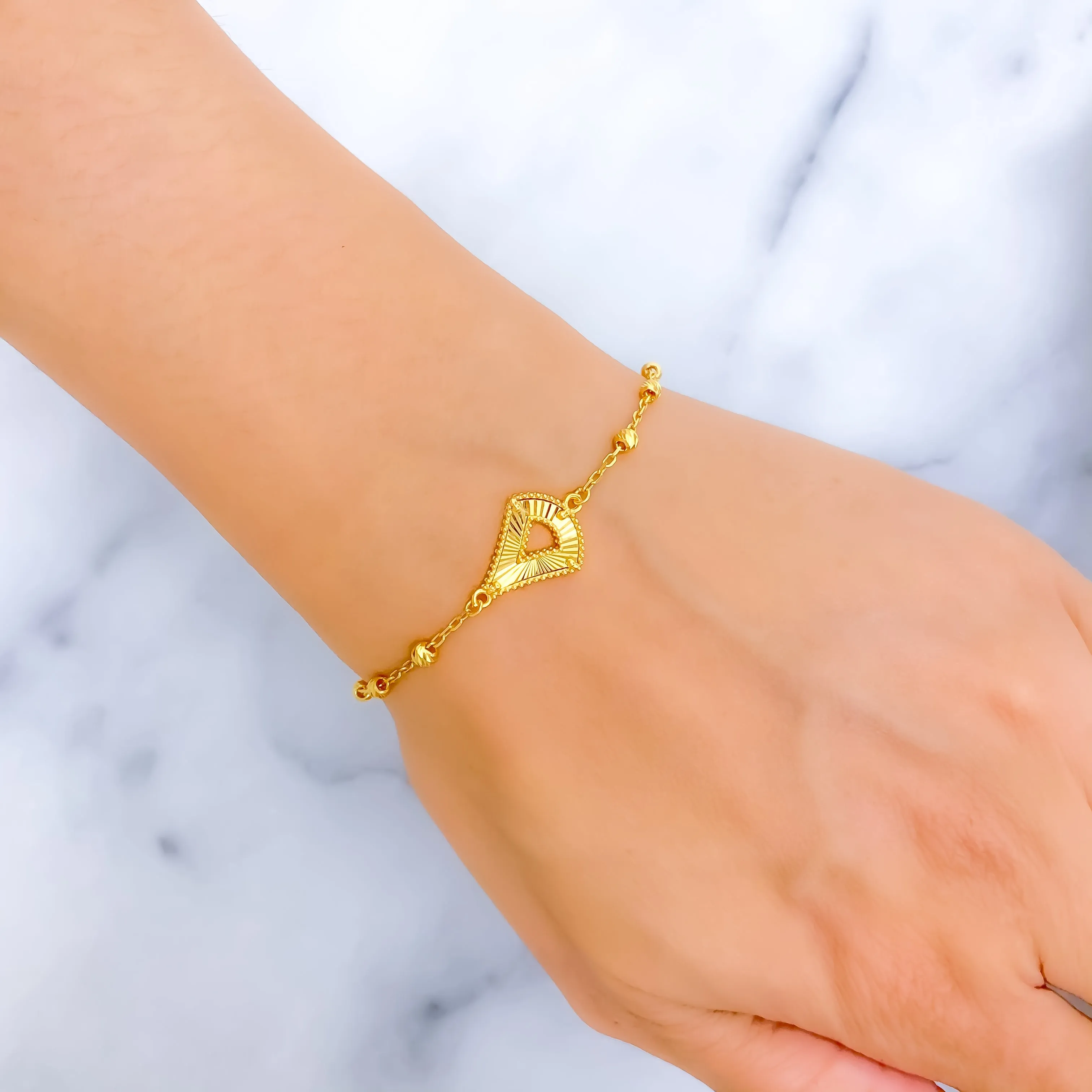 Geometric Attractive 21k Gold Bracelet