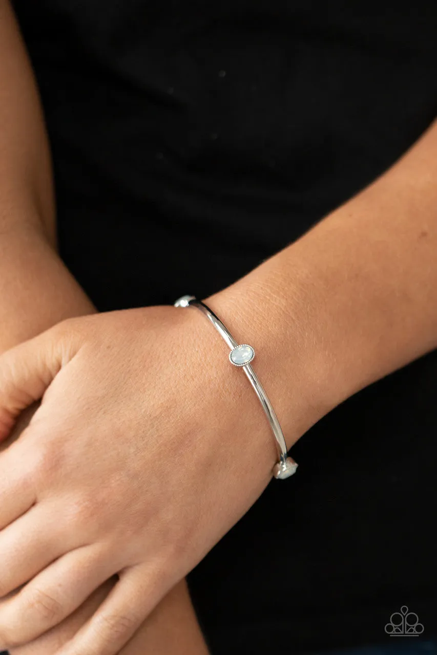 Gleam-Getter White Paparazzi Bracelet