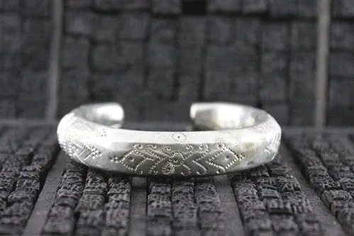 Gypsy Kuchi Tribe Plain Cuff