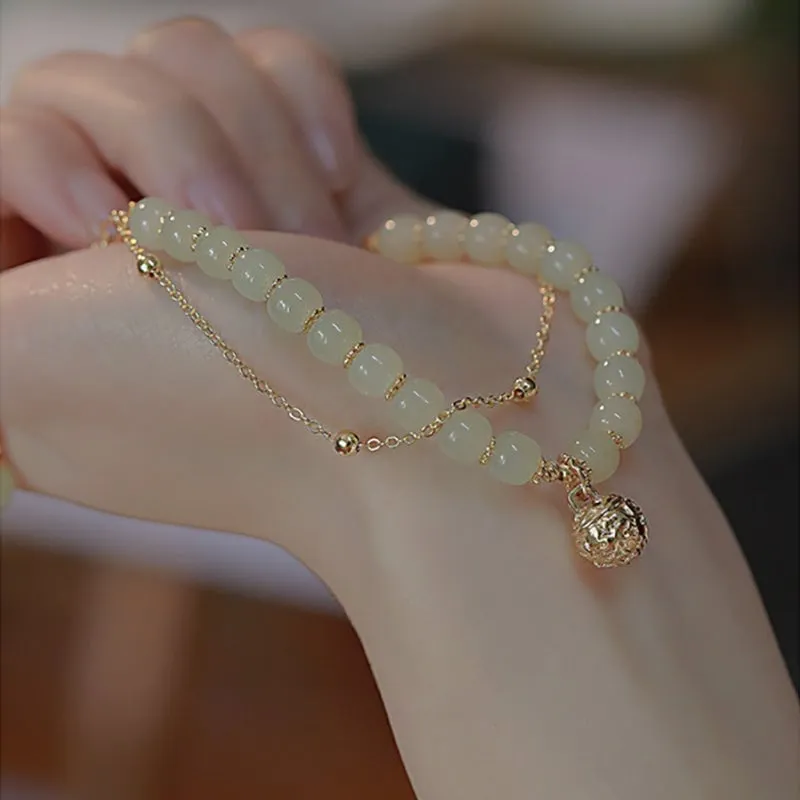 Ideal Gift - Elegant Faux Jade Bracelet