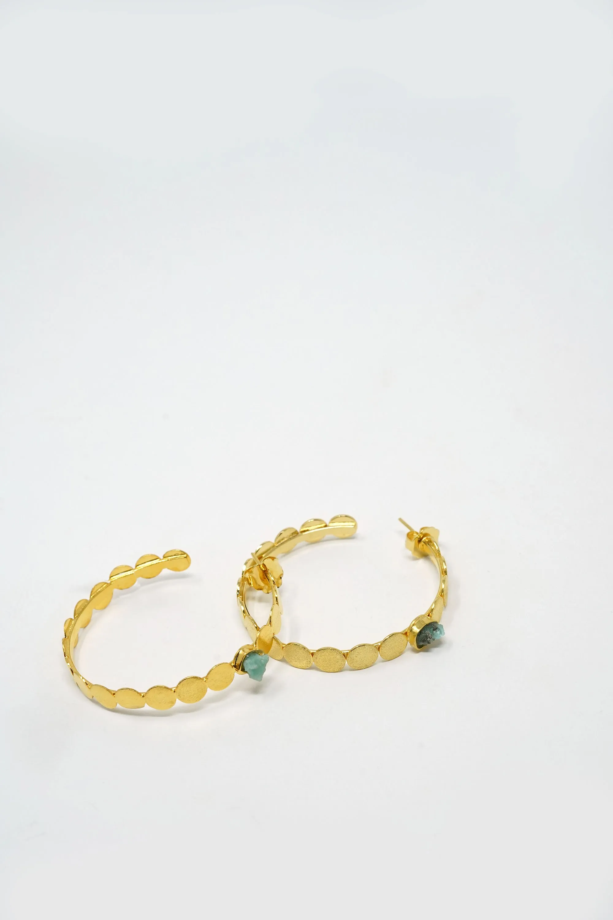 Isa Earring Raw Emerald 24k Gold-Plated
