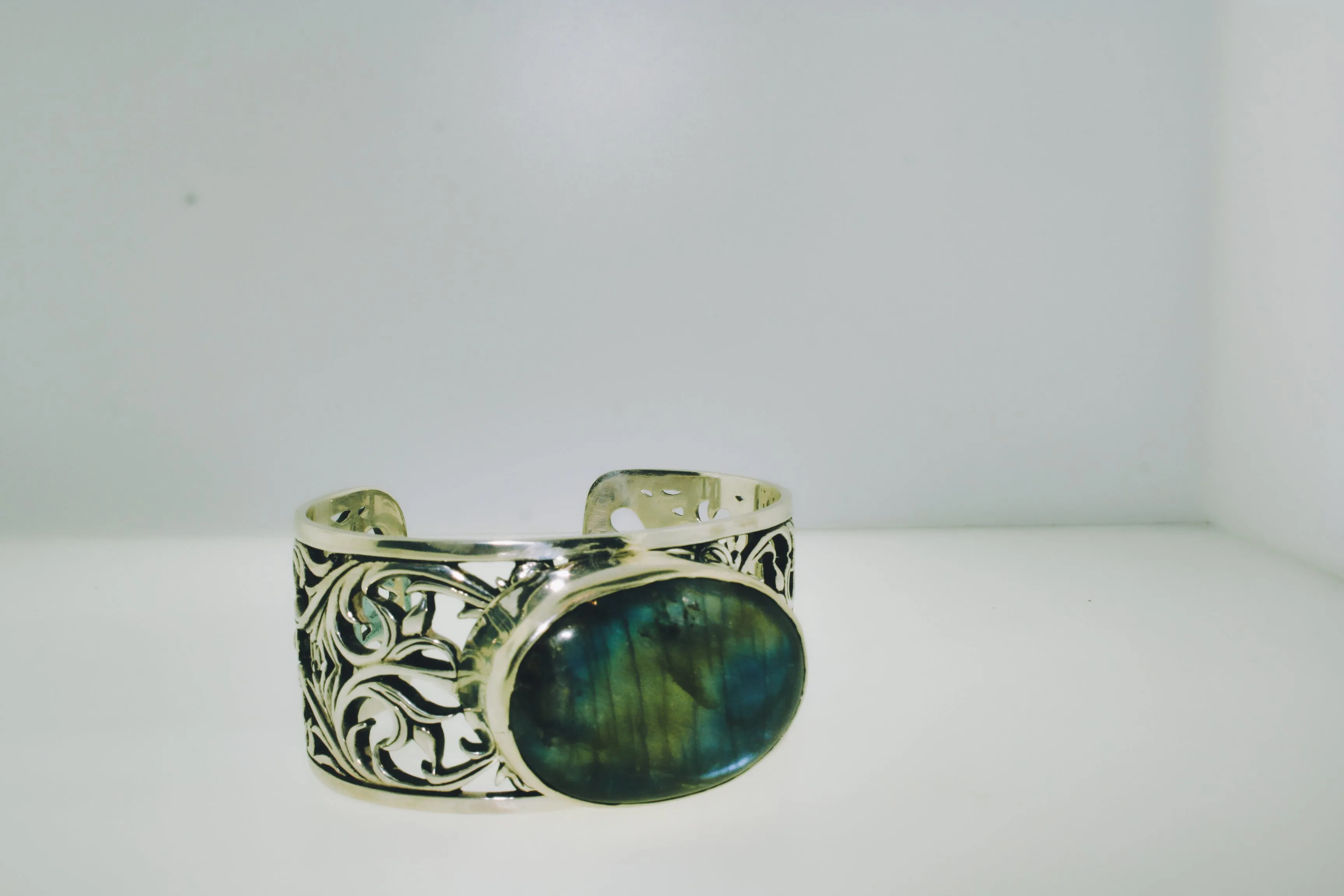Labradorite Braclet in Sterling Silver