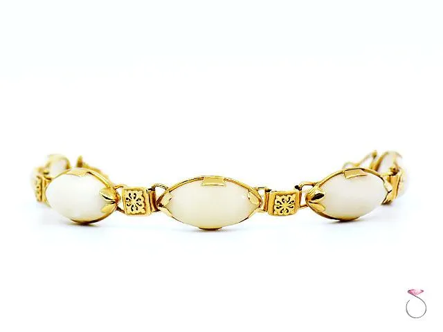 Ming's Hawaii White Jade & Hawaiian Quilt Design 14K Yellow Gold Bracelet
