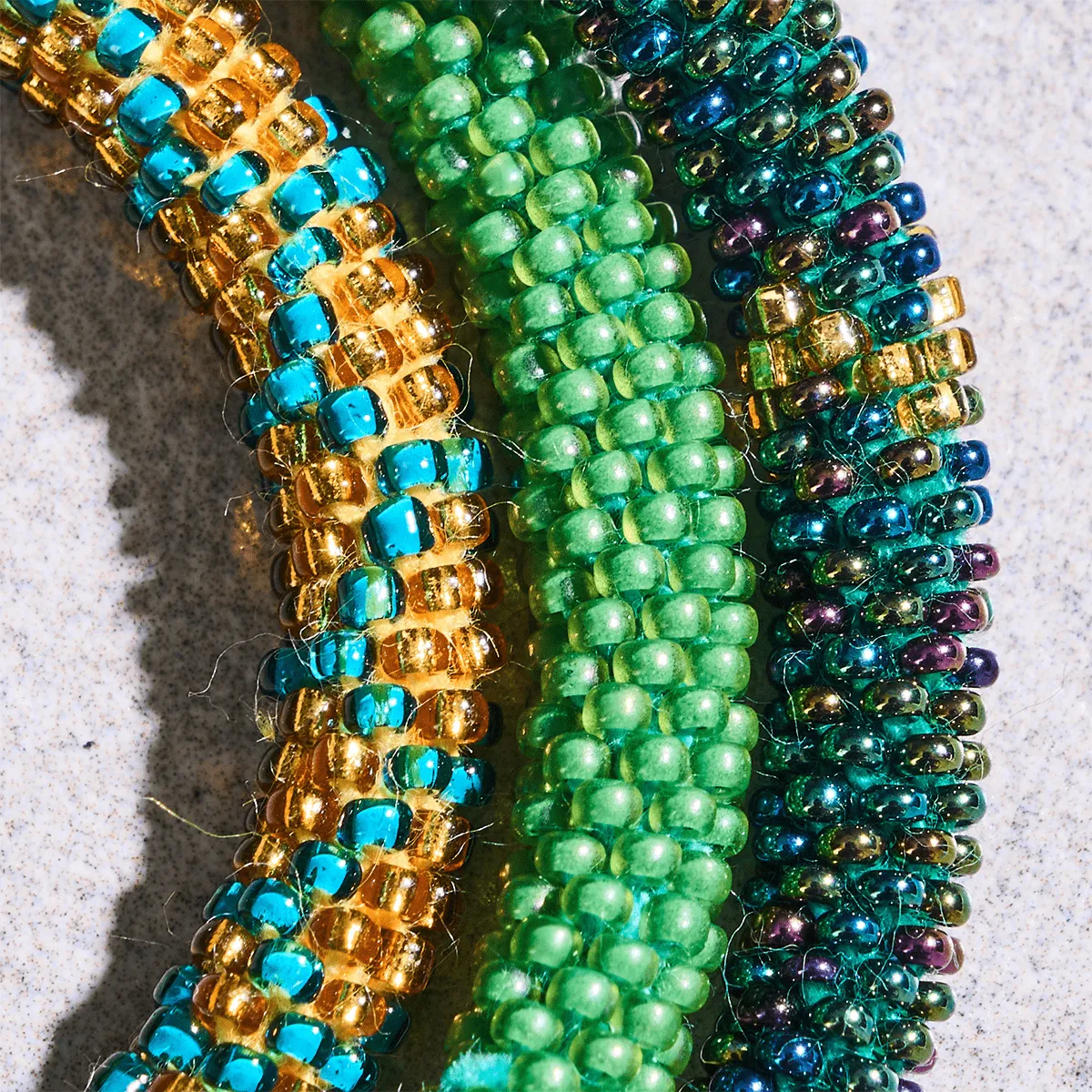 Mystic Emerald | Himalayan Glass Bead Bracelet