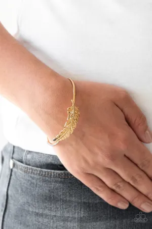 Paparazzi How Do You Like This FEATHER? - Gold Bracelet