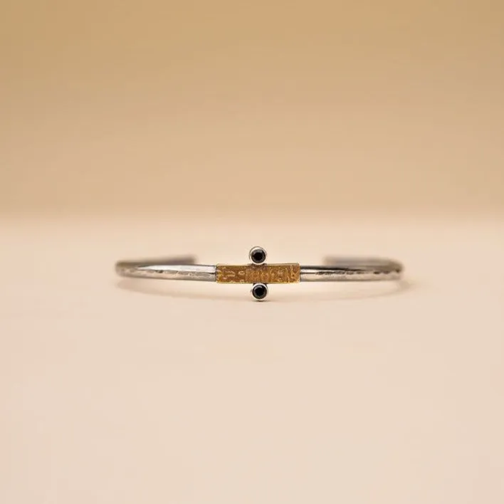 Passage Cuff