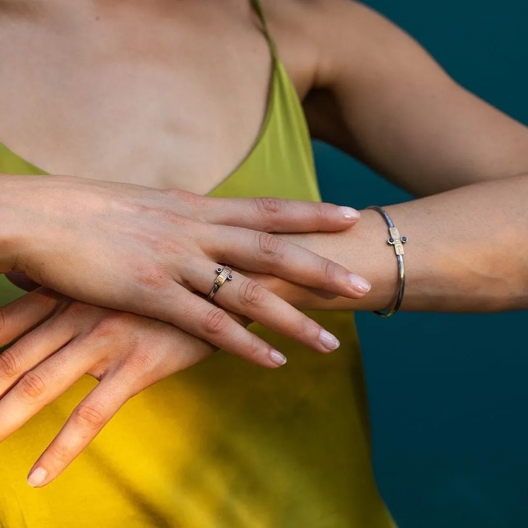 Passage Cuff