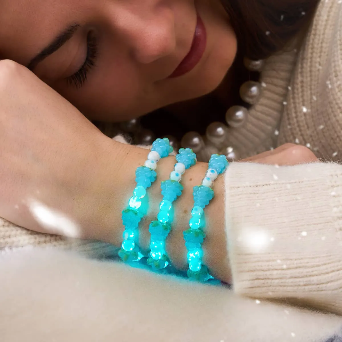 Polka Dot Blue | .925 Sterling Silver | Firefly Glass Berry Bracelet