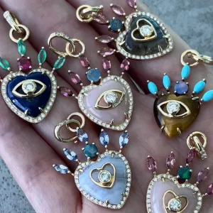 Queen of Hearts Pendant