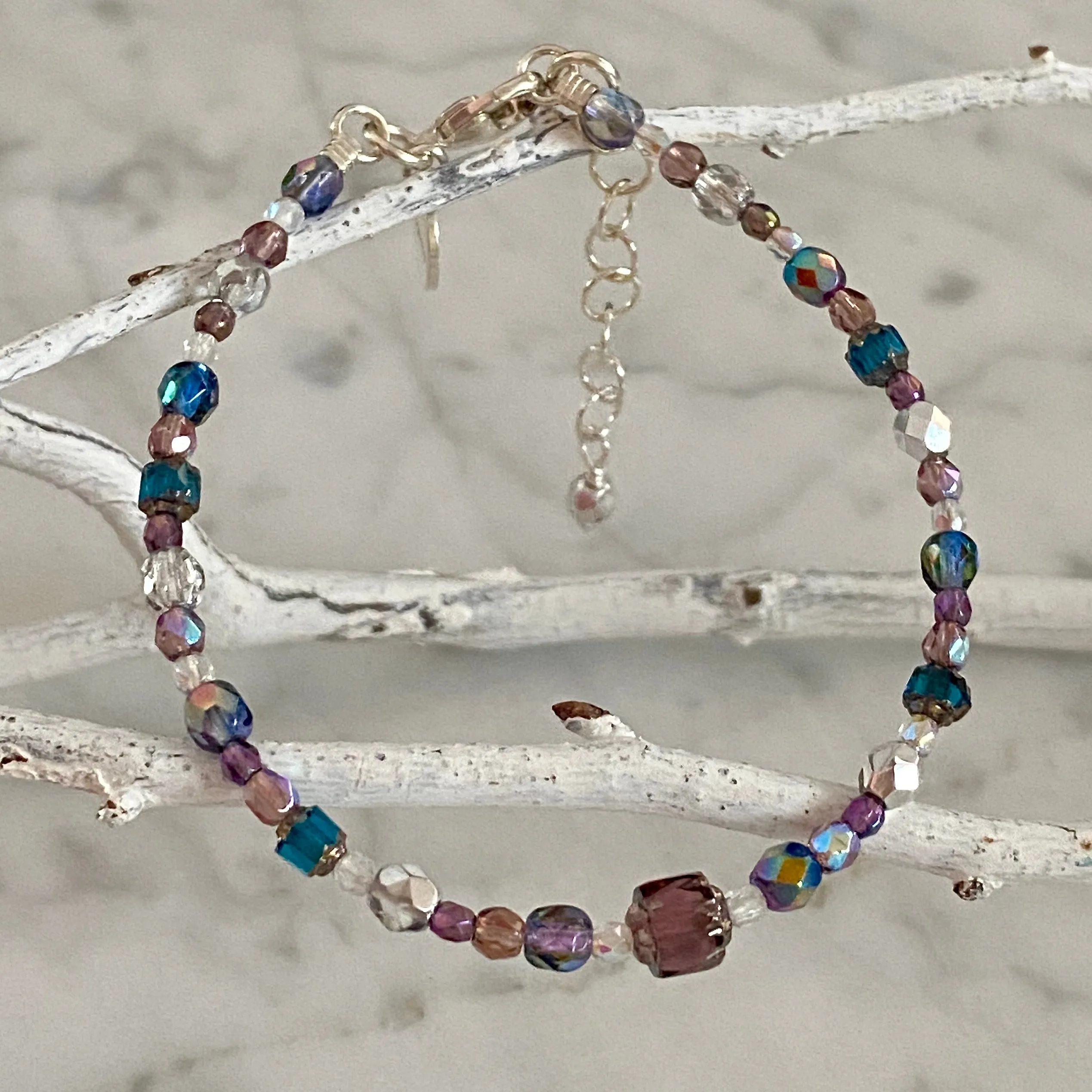 "Royal Plumes" Brilliant Lights Glass Collection Adjustable Strung Bracelet by Arpaia in Sterling Silver with Czech Glass