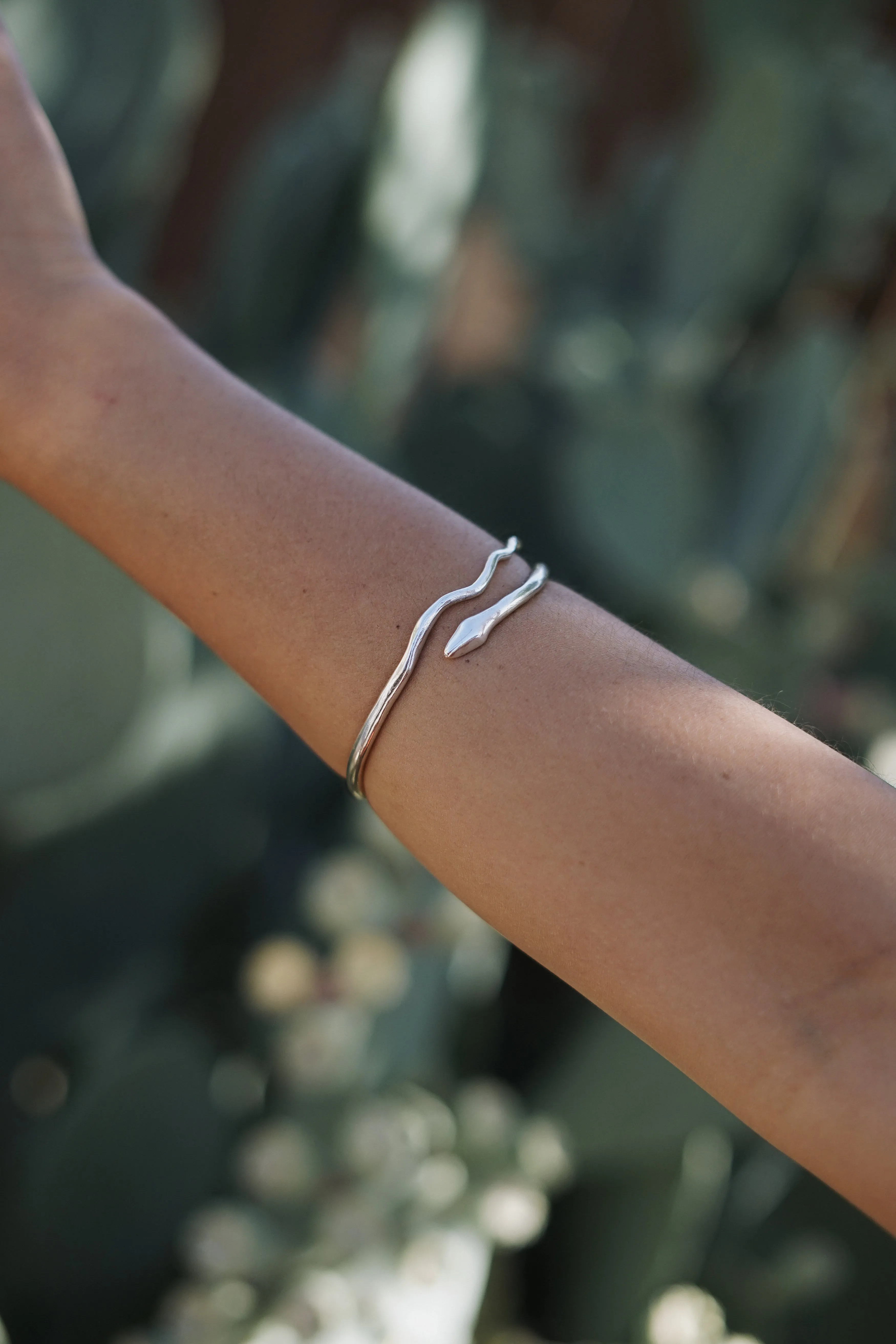 River Snake Bangle | Silver