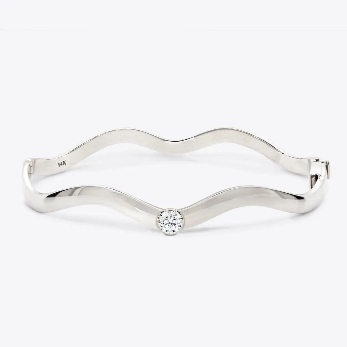 Round Taylor Wave Bangle