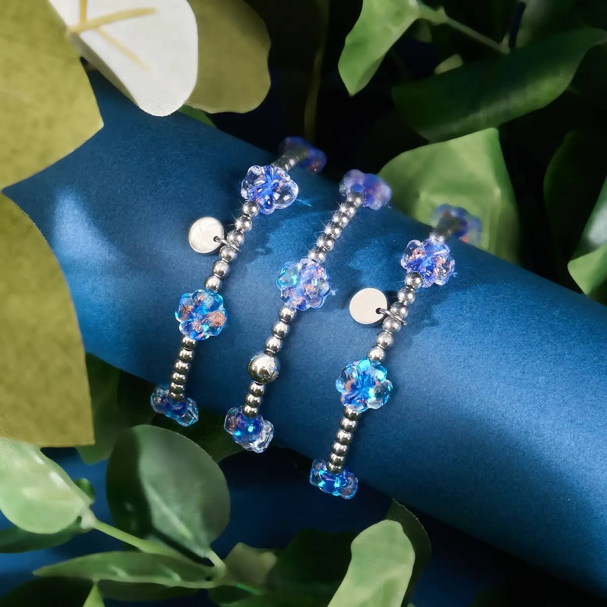 Sapphire | Silver | Firefly Glass Clover Essence Bracelet