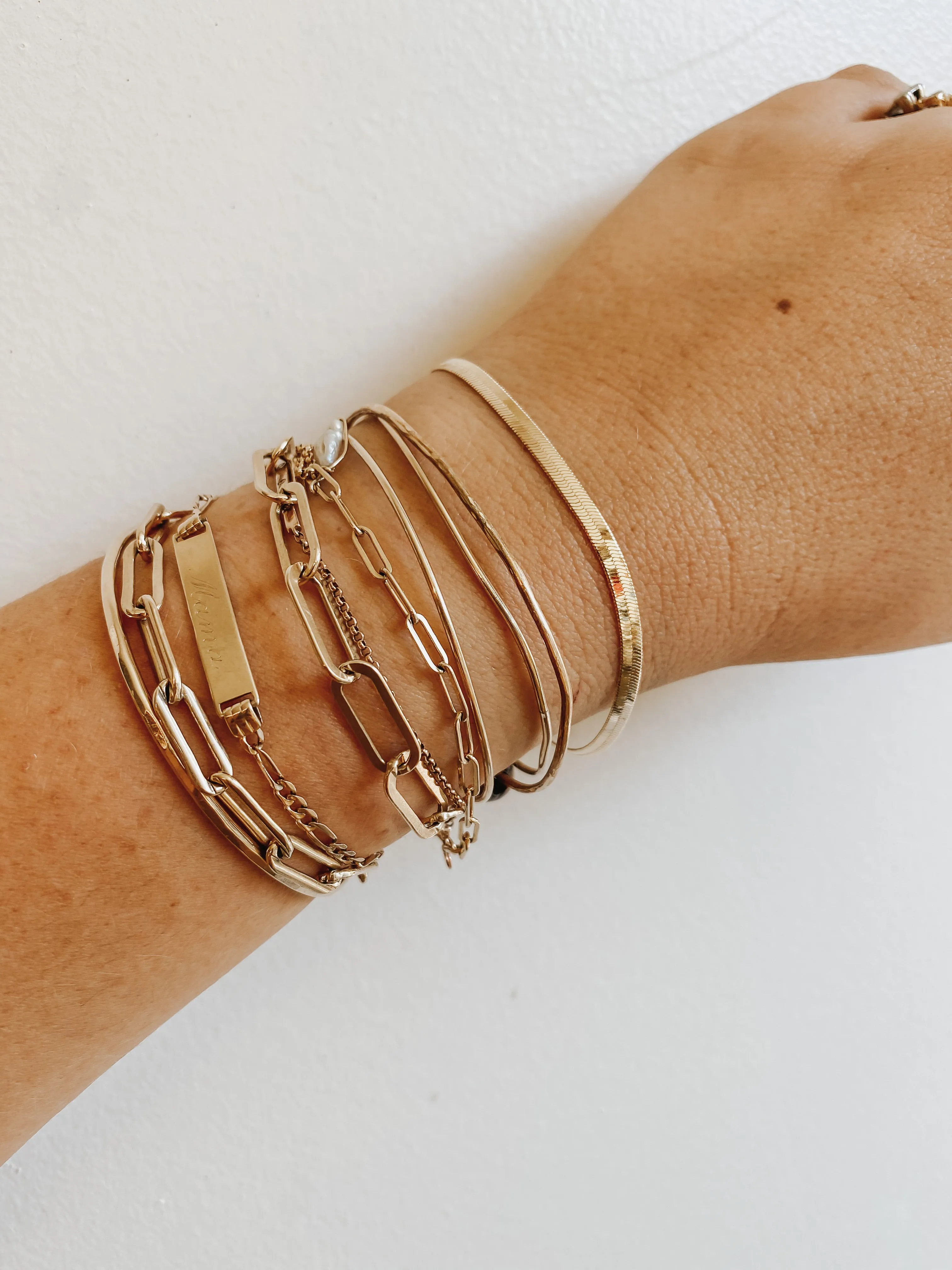 SKINNY HENNIE BRACELET