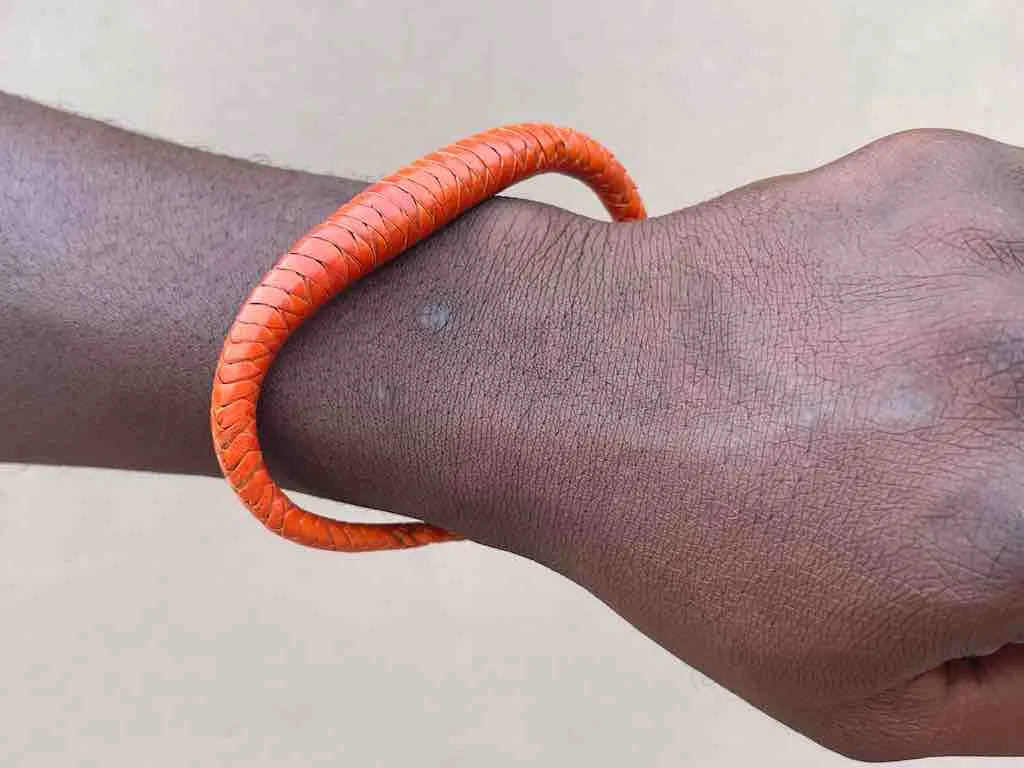 Tightly Woven Leather Solid Color Bracelet - Mali