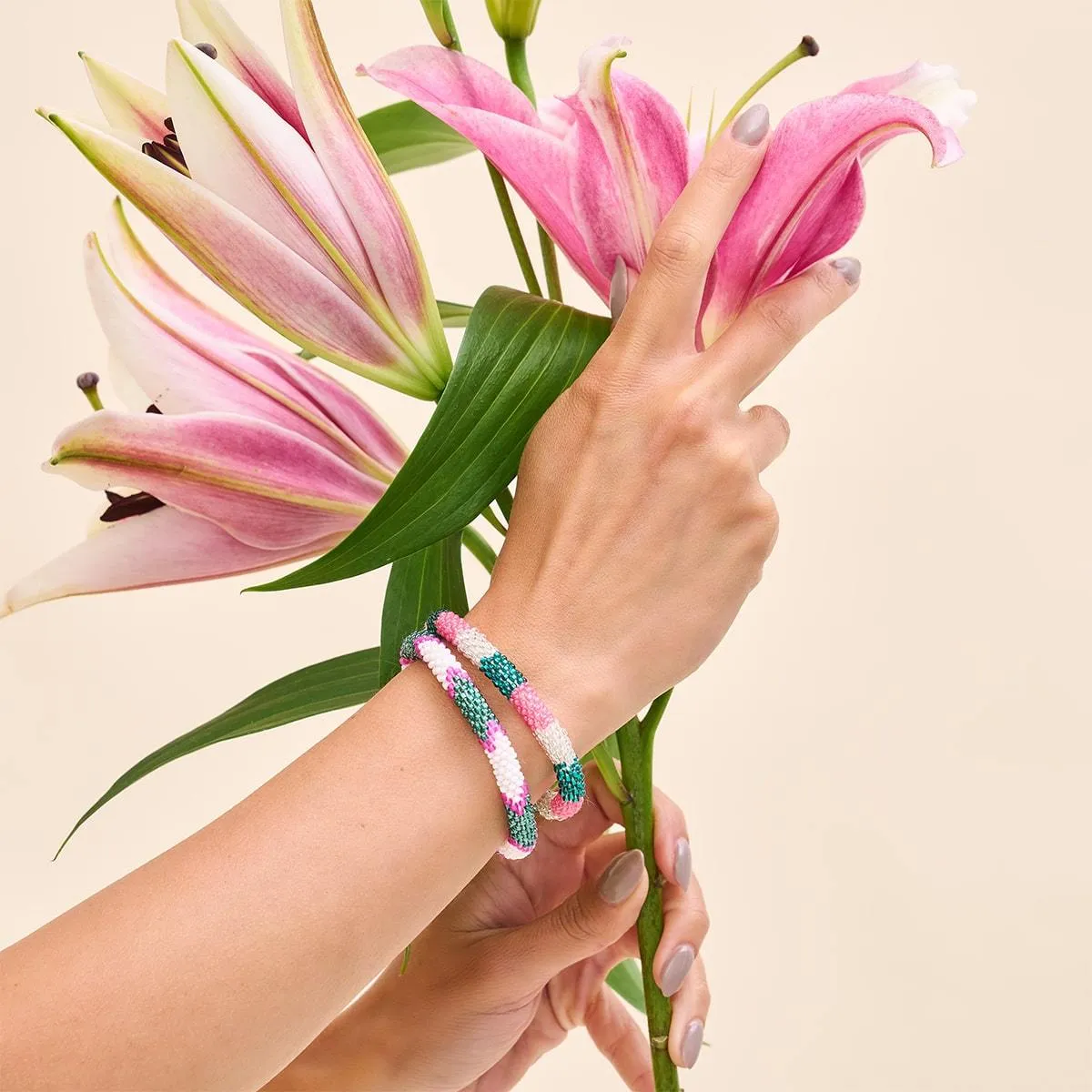 Tradescantia | Himalayan Glass Bead Bracelet
