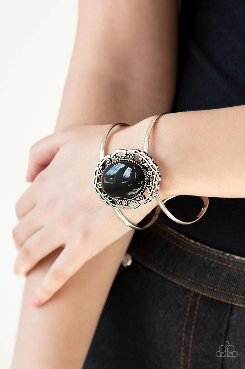 Vibrantly Vibrant Black Paparazzi Bracelet