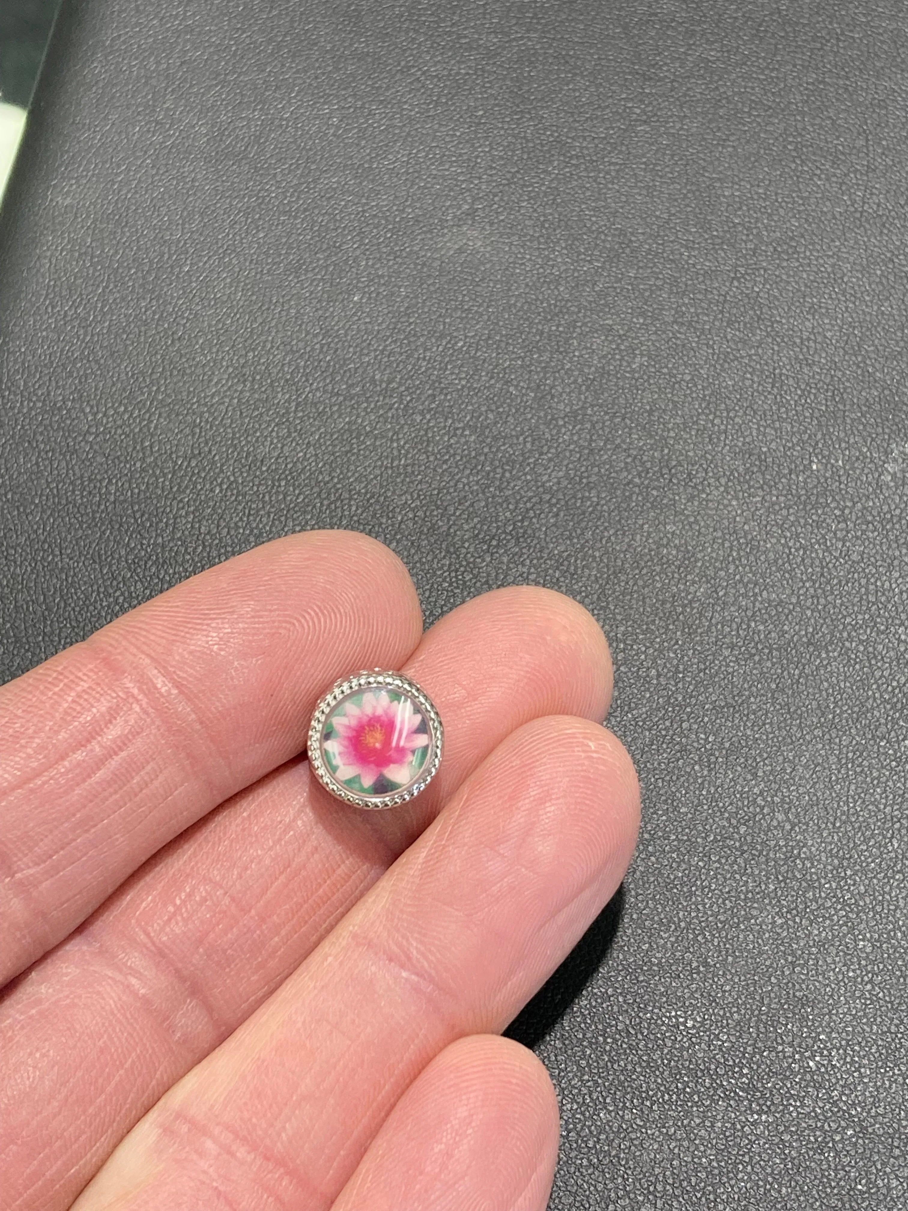 Waterlily Silver Bead
