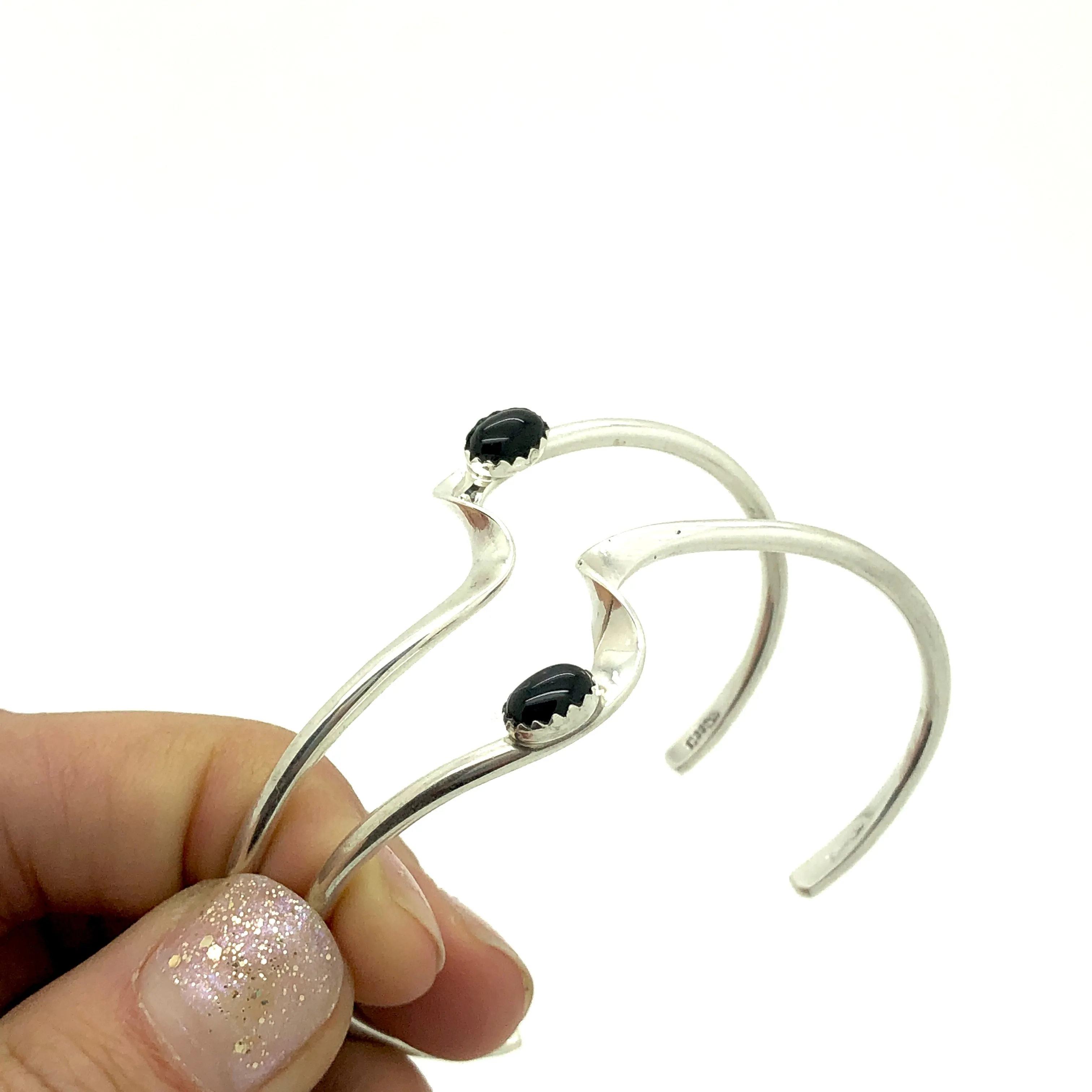 Wavy Black Onxy Bracelet