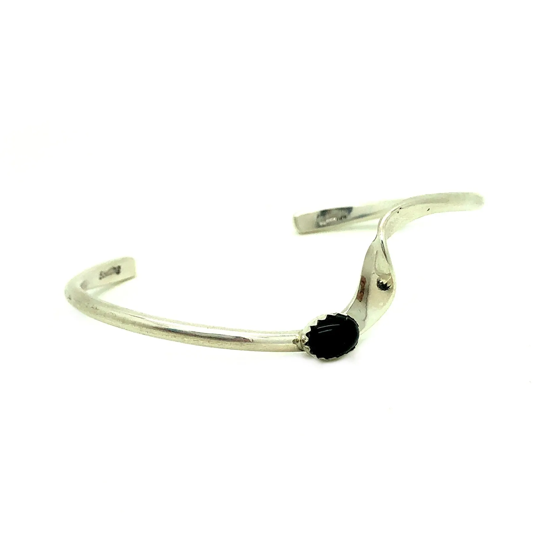 Wavy Black Onxy Bracelet