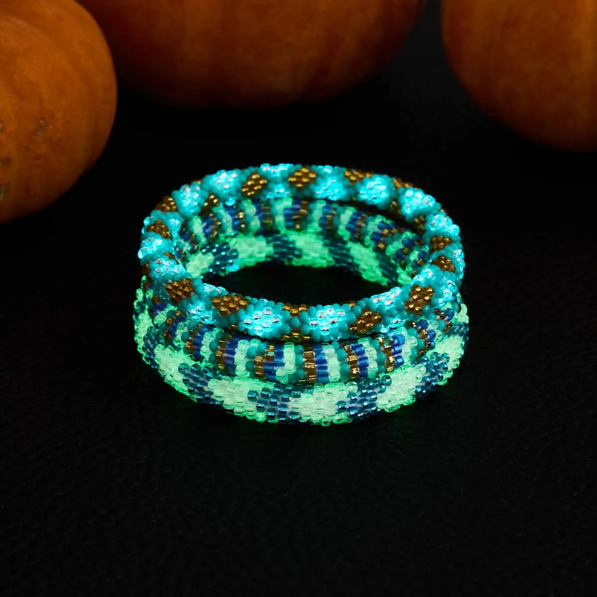 Winter Wizard | Himalayan Glass Bead Bracelet