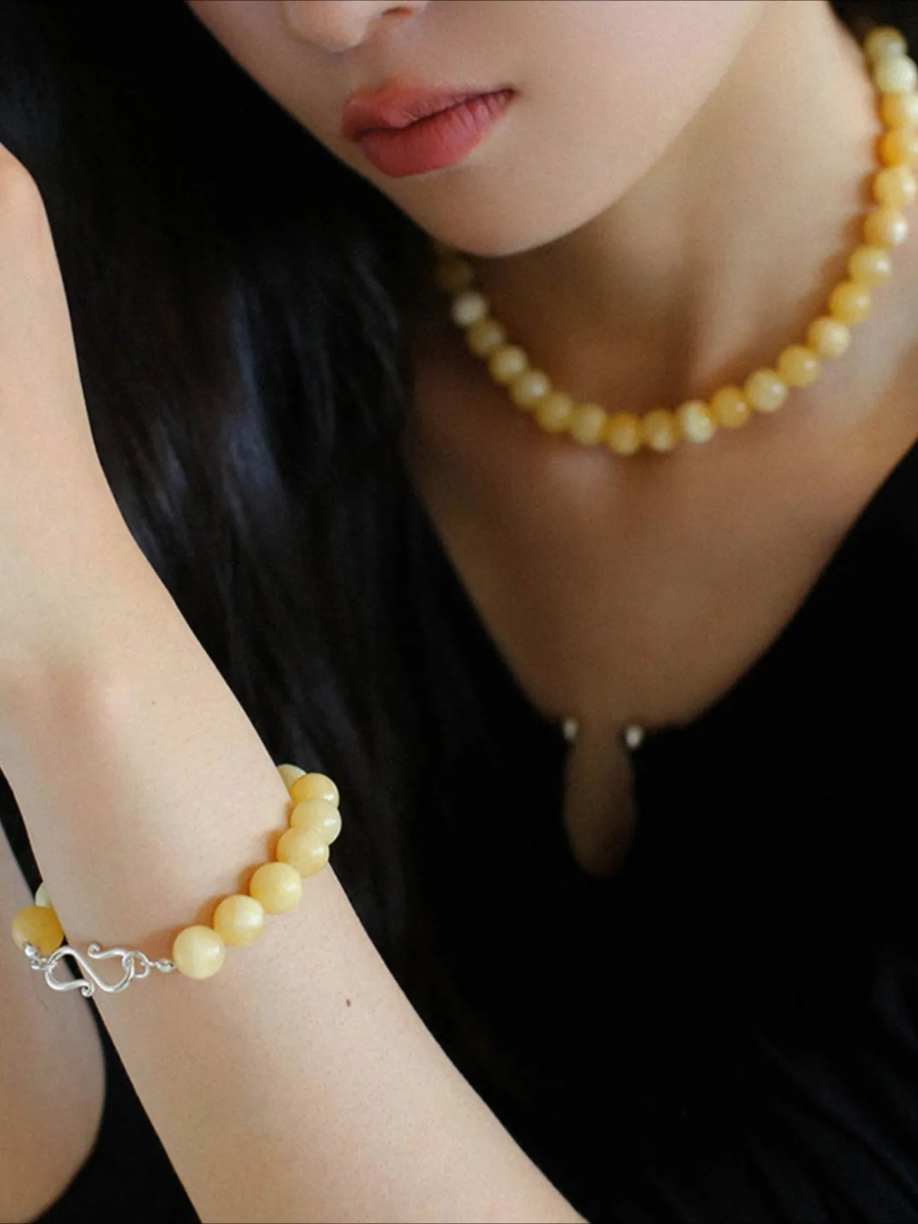 Yellow Jade Beaded Figure 8 Buckle Bracelet