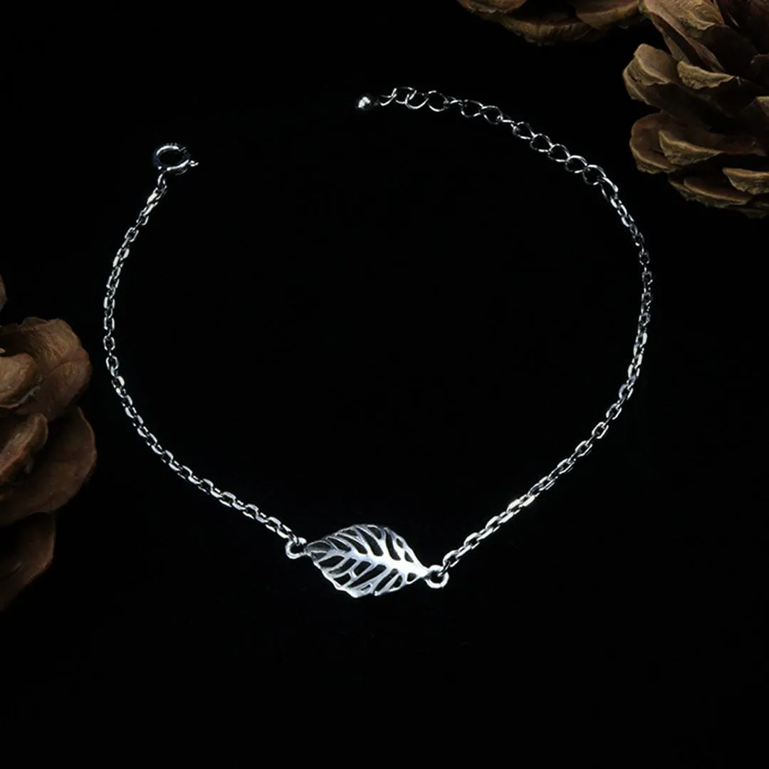 Zarkan Leaf Cut Linear Silver Bracelet